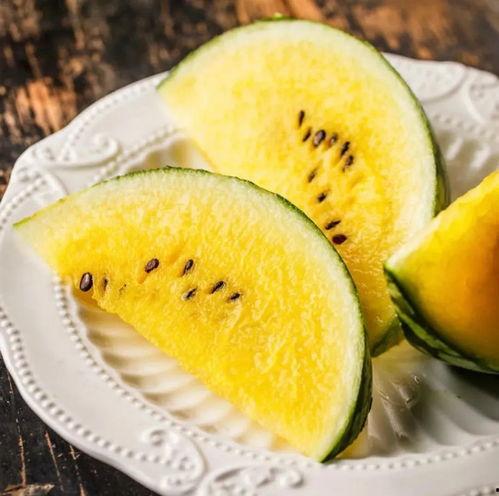 云霄奶仁吃瓜,吃瓜群众的甜蜜诱惑