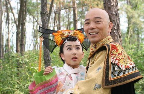 初入宫吃瓜,初入宫闱的吃瓜日常